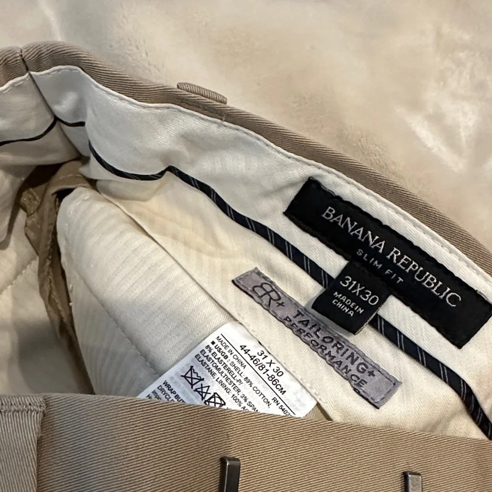 Banana Republic Men's Khaki Chinos